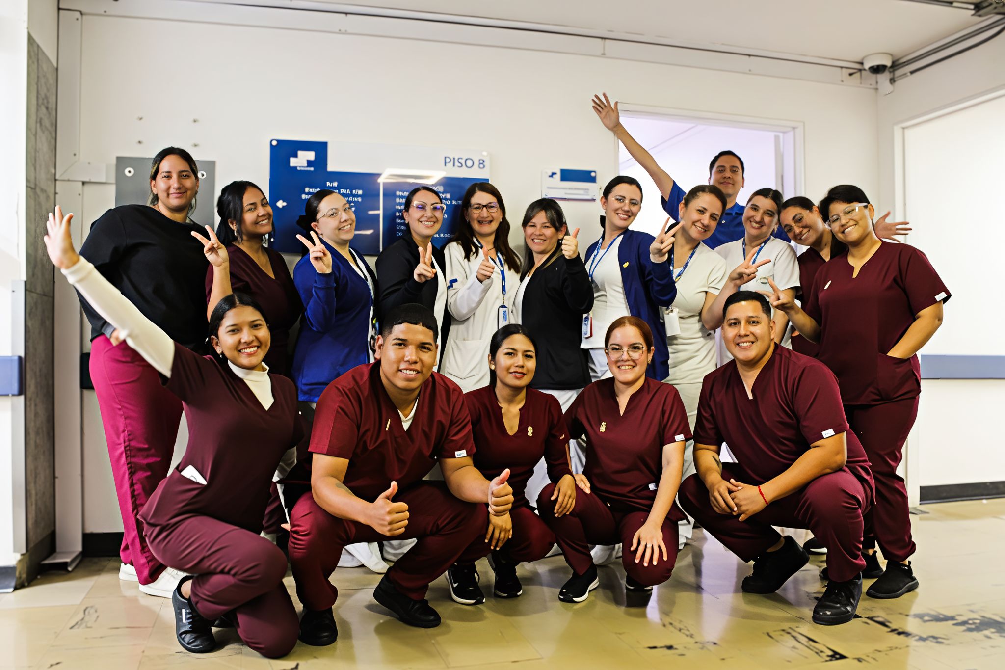 Intercambio académico internacional: visita de la Universidad de Guayaquil al Hospital Universitario Clínica San Rafael